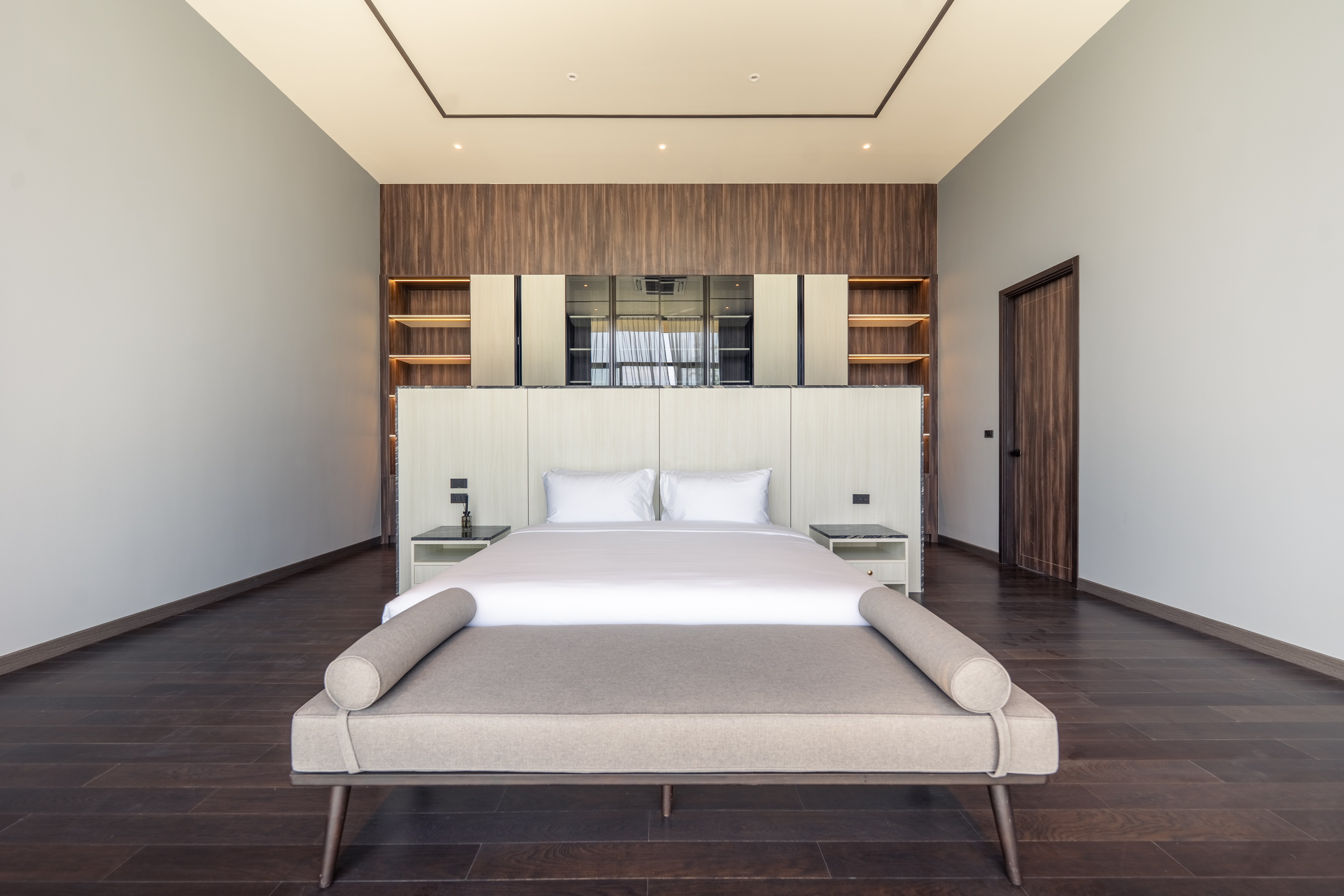 The Ozone Grand Residences 16